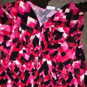 Half sleeve black and pink print shirt